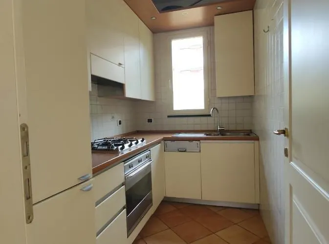 Andarosa Marina dʼAndora