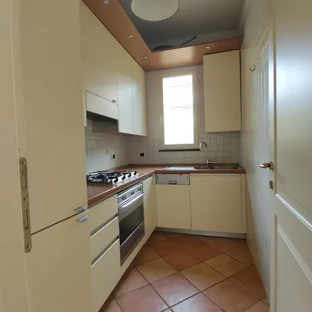 Andarosa Marina dʼAndora